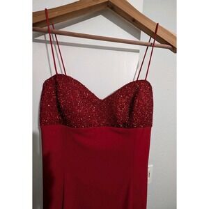 JS Boutique/‎ Jessica Simpson Red Beaded Gown Spaghetti Strap Hi-low  Sz 6 NWT